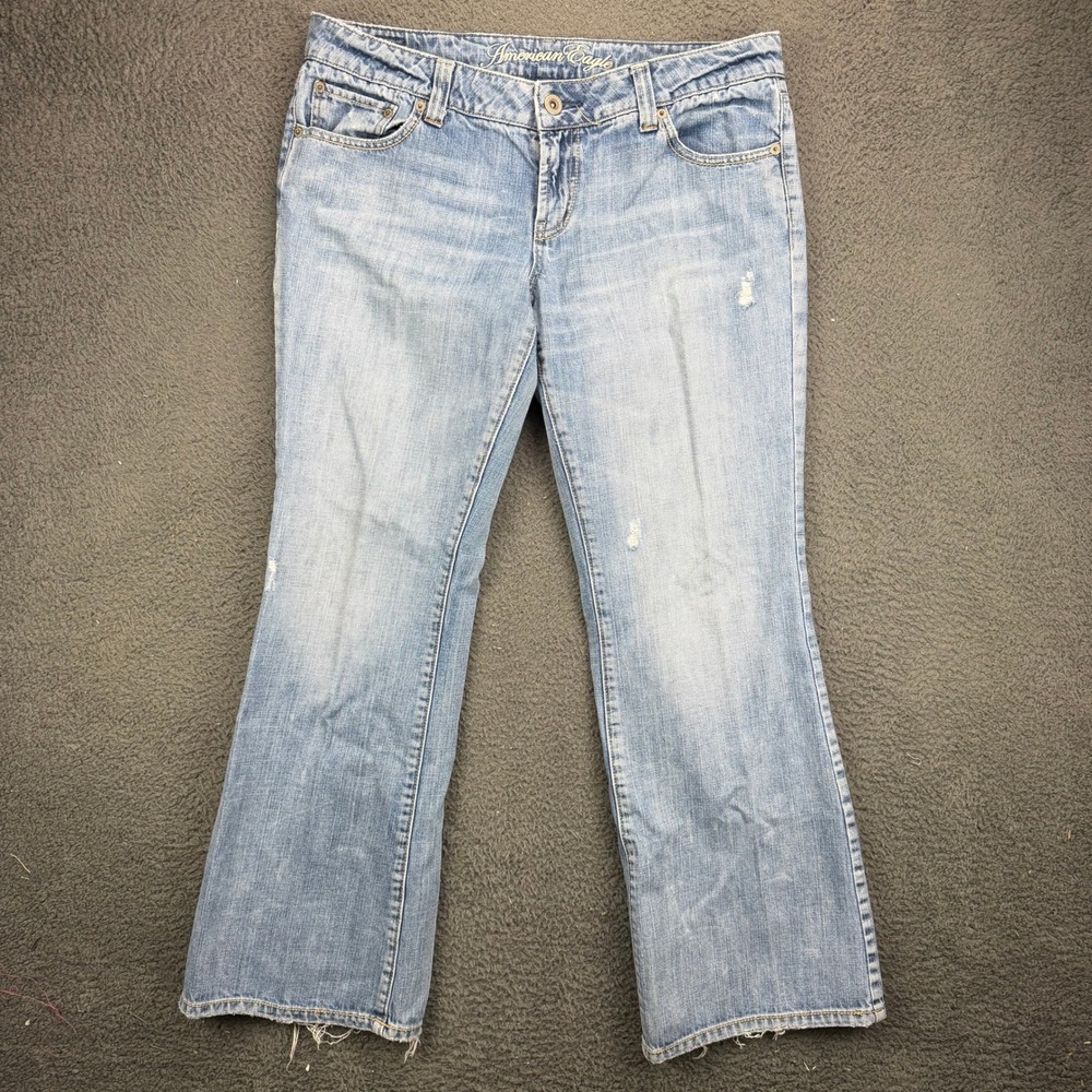 American Eagle Favorite Boyfriend Jeans Womens 12 Light Wash Distressed Blue